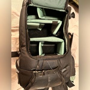 Vivitar camera bag- new, never been used